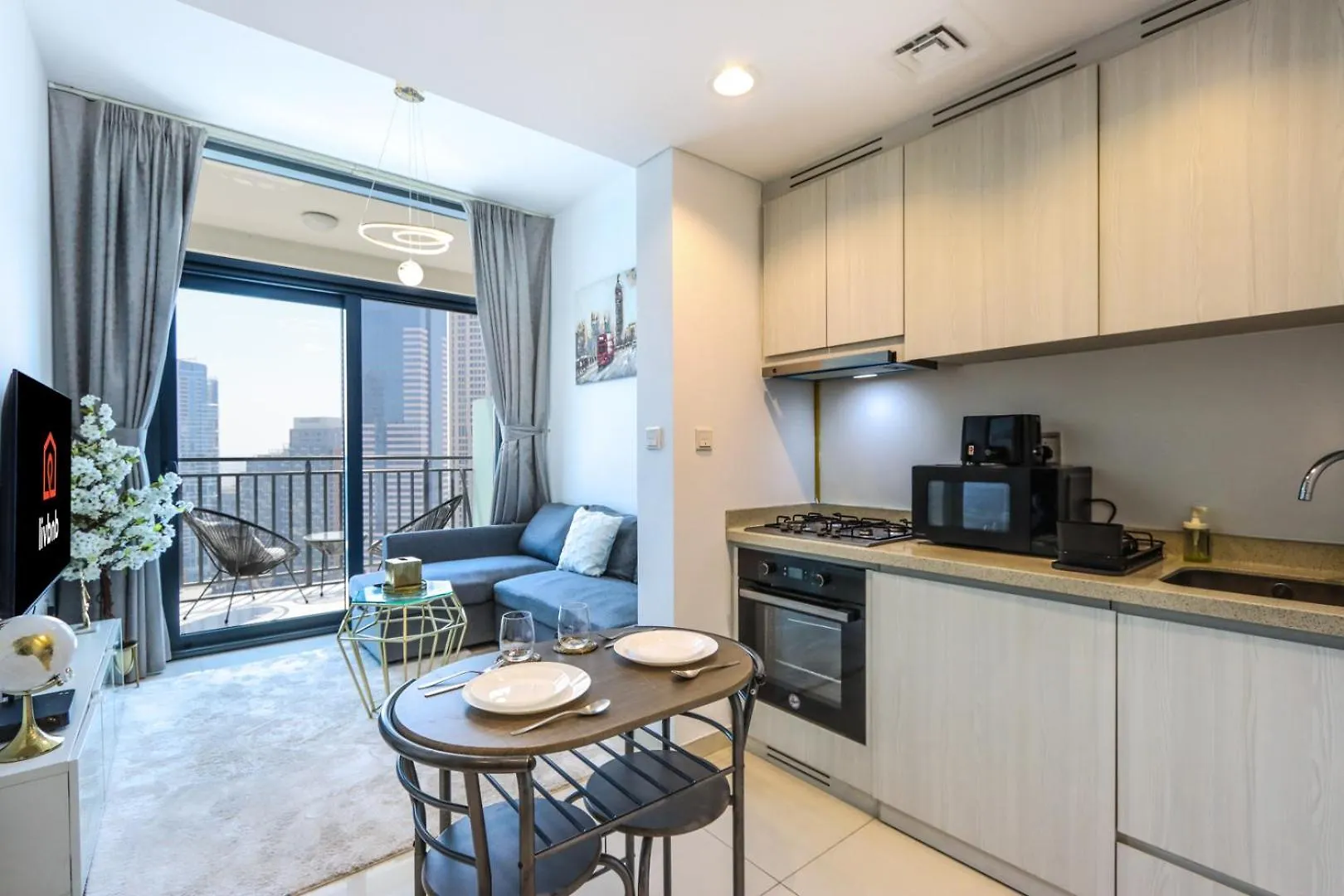 Apartment Canalfront Gem 1Br In Zada Tower By Livbnb Dubai