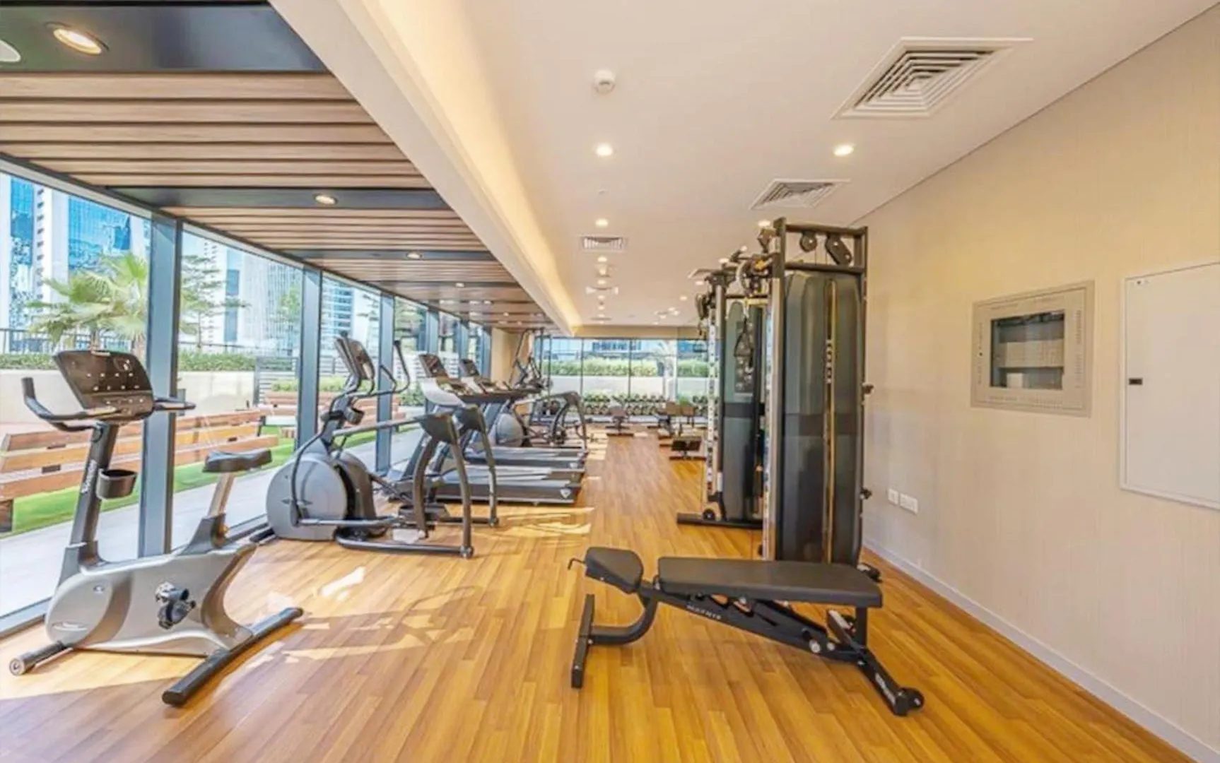 Canalfront Gem 1Br In Zada Tower By Livbnb Dubai United Arab Emirates