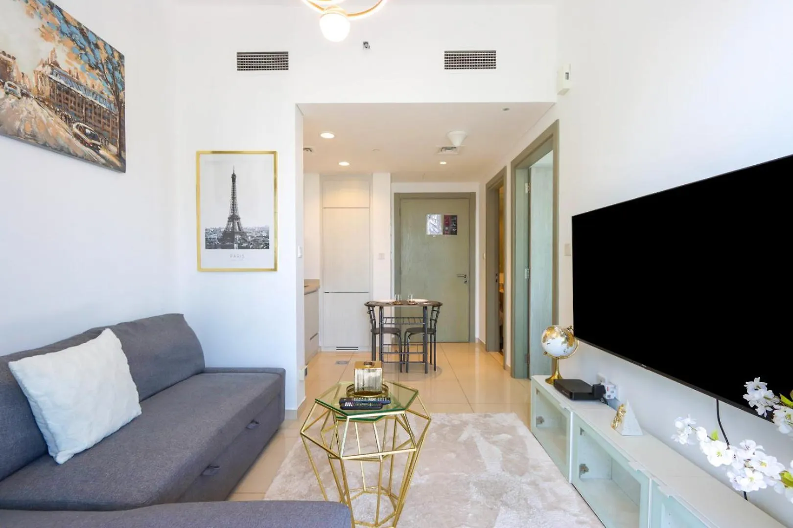Apartment Canalfront Gem 1Br In Zada Tower By Livbnb Dubai United Arab Emirates