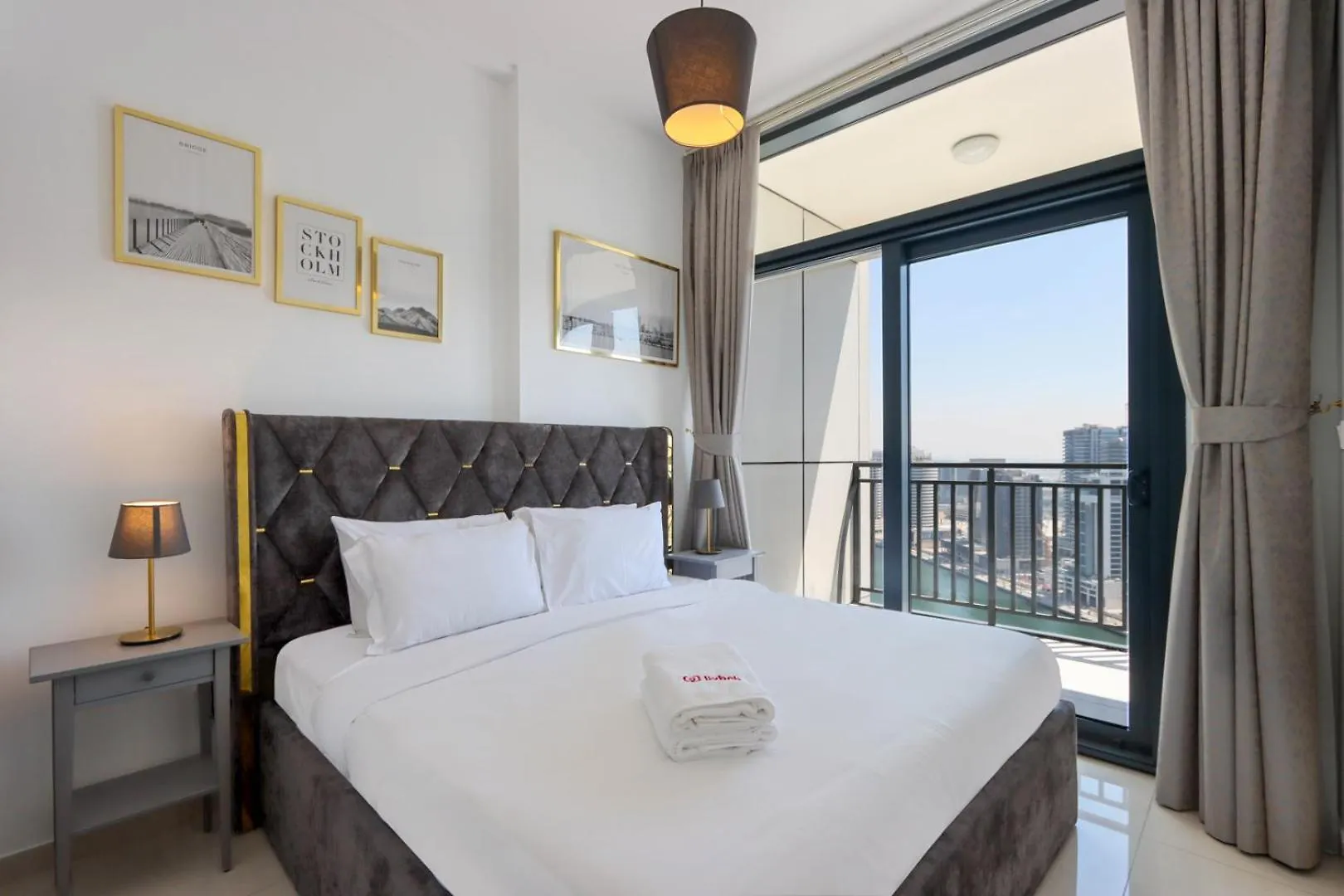 Canalfront Gem 1Br In Zada Tower By Livbnb Dubai