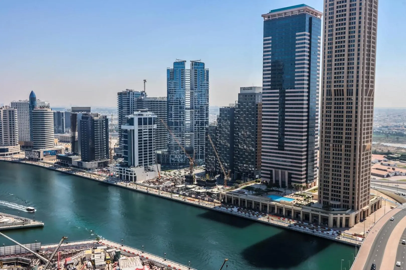 Apartment Canalfront Gem 1Br In Zada Tower By Livbnb Dubai